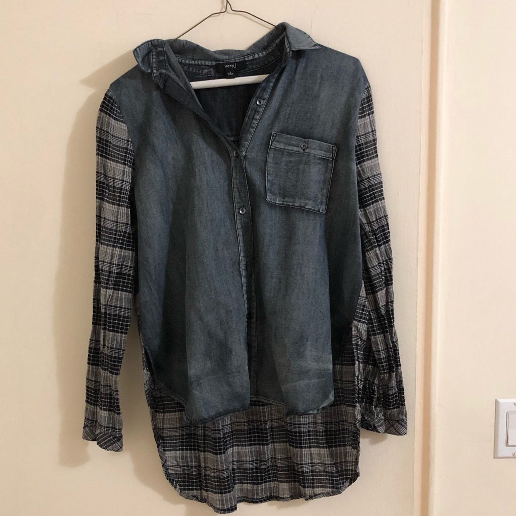Button Down Denim/Plaid Shirt!